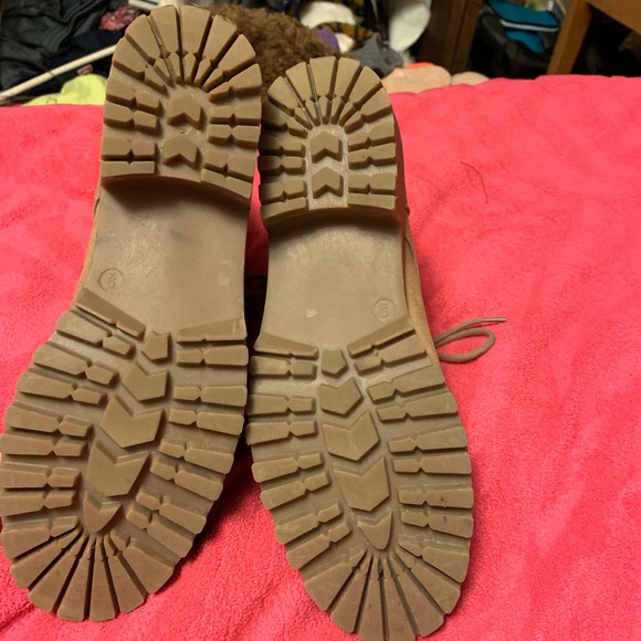 Booties - Picture 4 of 4